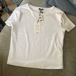 NWT! Express body contour crop top